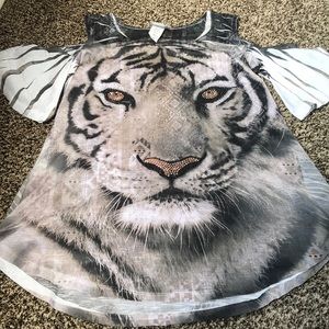 Never worn! Tiger Shirt 🐅